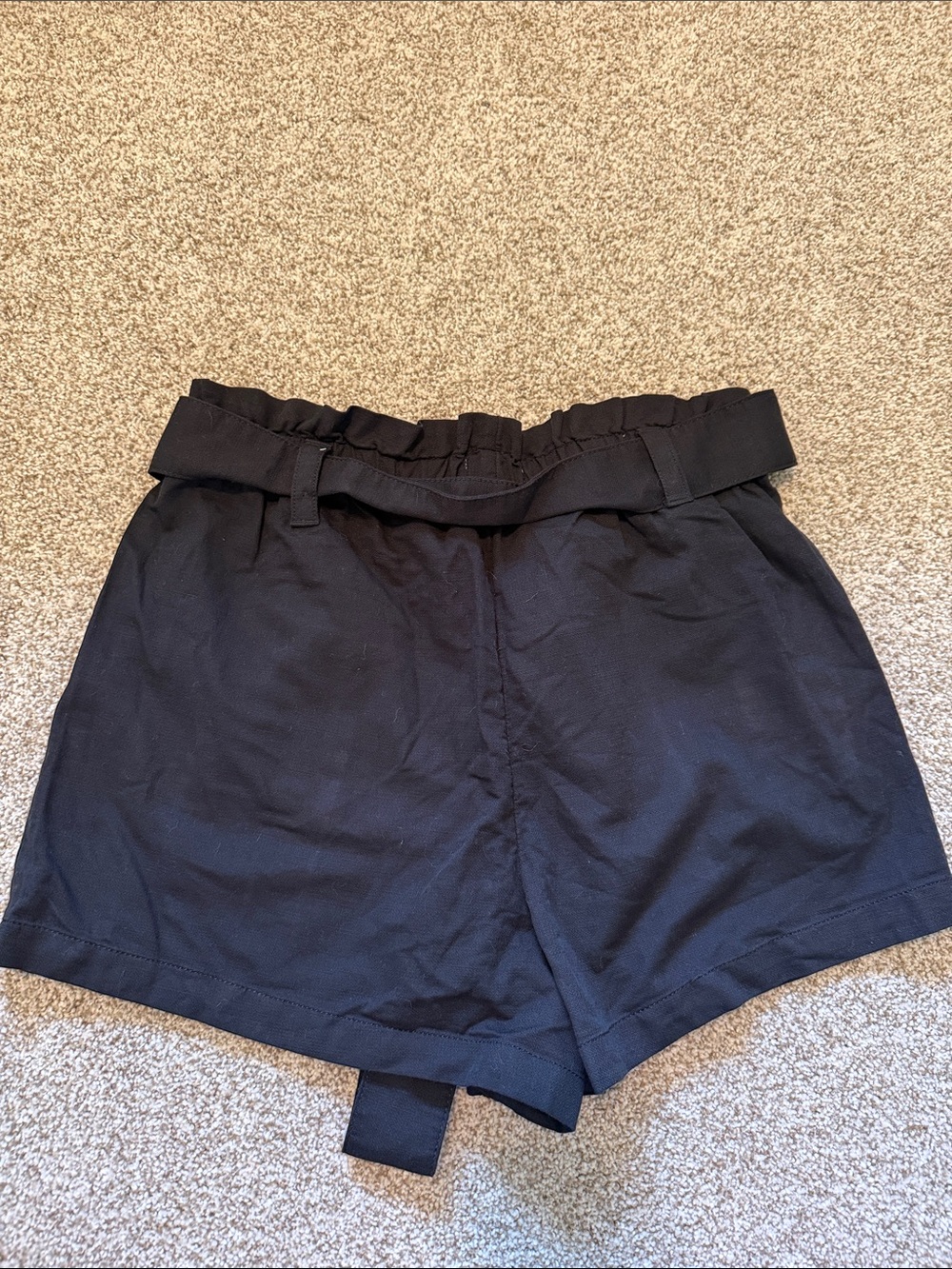 New Women’s Lauren Conrad Shorts - Picture 2 of 3